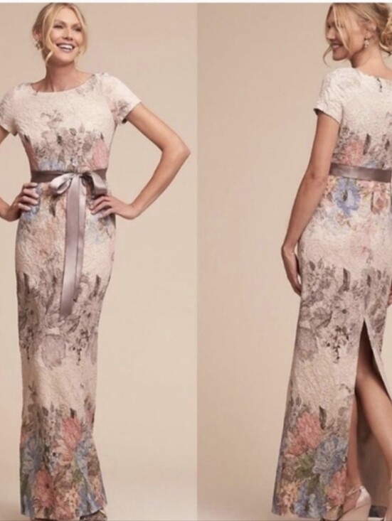 Adrianna Papell Dresses & Skirts - Adrianna Papell Gown